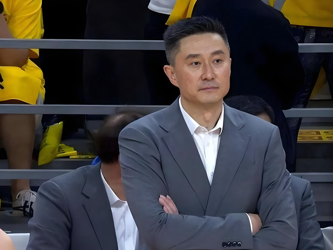 银河娱乐城官方入口-广东队领先18分输球！记者3问杜锋：张皓嘉为何打这么久？
